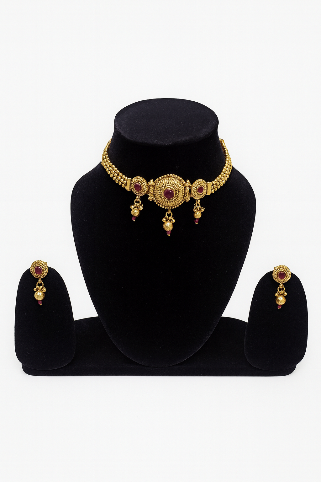 file_0000000080d872098bddd32ad0bb1630 Elegant jewellery set with premium finish, perfect for any occasion. - Image 1