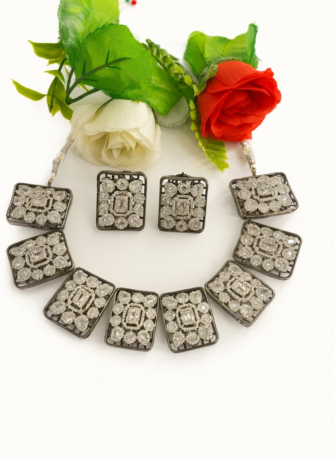 Oplus_131072 Sparkling AD Necklace for Women. - Image 1