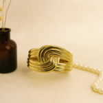 Classic Anti-Tarnish Bracelet with Long-Lasting Shine.