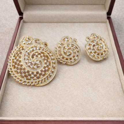 Royal Spiral Gold Pendant Set with Earrings ✨