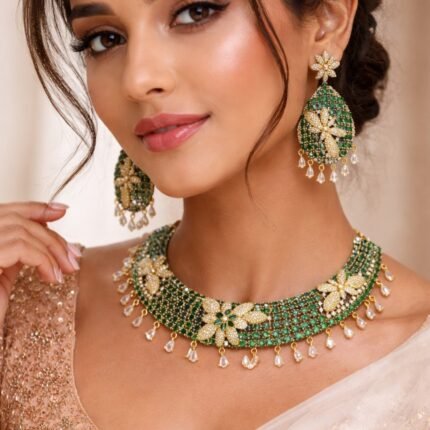Emerald Bloom Royal Necklace Set ✨