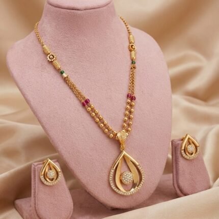 ✨ Elegant Gold Plated Pendant Set with Matching Earrings ✨